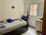 Apartamento com 3 dormitrios e quintal